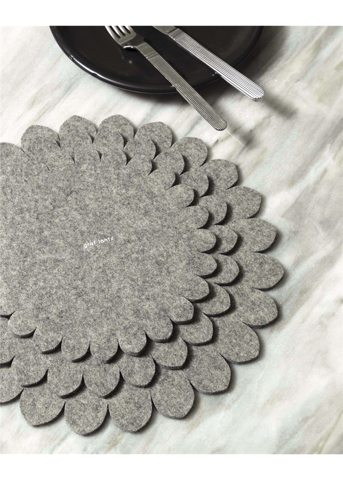 Crest Merino Wool 8" Trivet - Granite