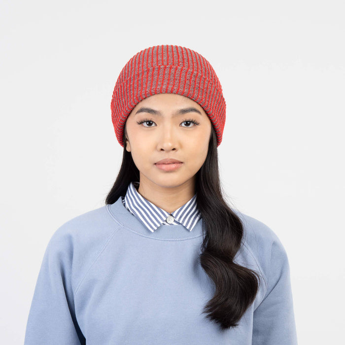 Simple Rib Knit Beanie: Poppy Magenta