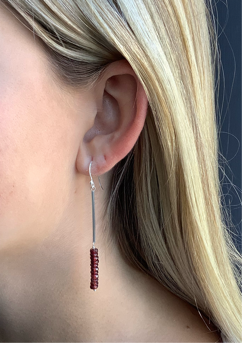 Garnet on bar earrings: Vermeil