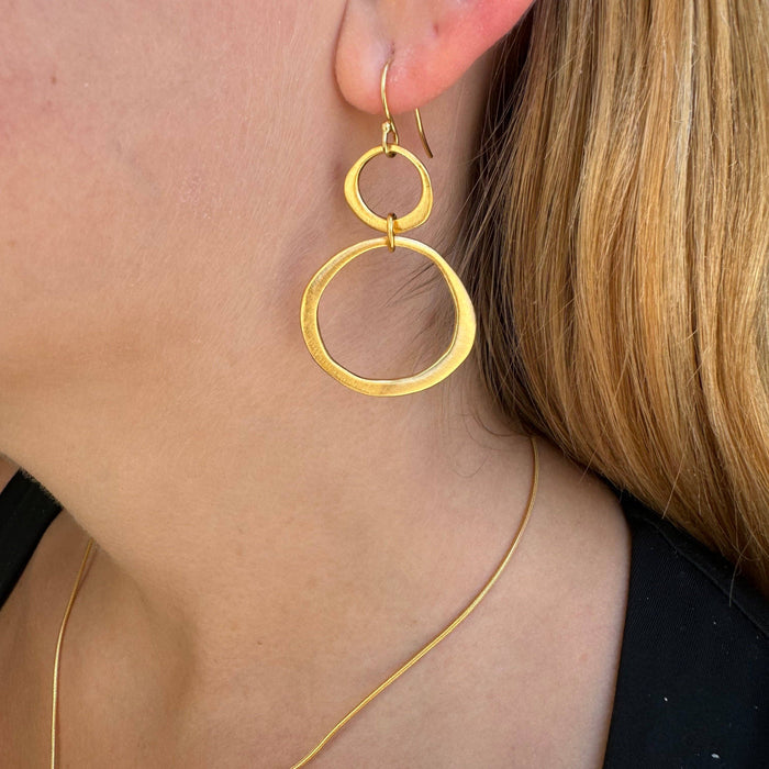 Double circle earrings: Vermeil