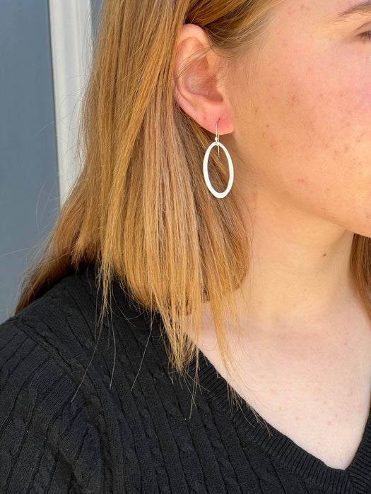 Small oval. earrings: Silver