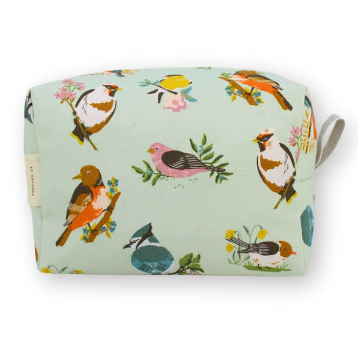 The Medium Dopp Kit: Navy Floral / Medium