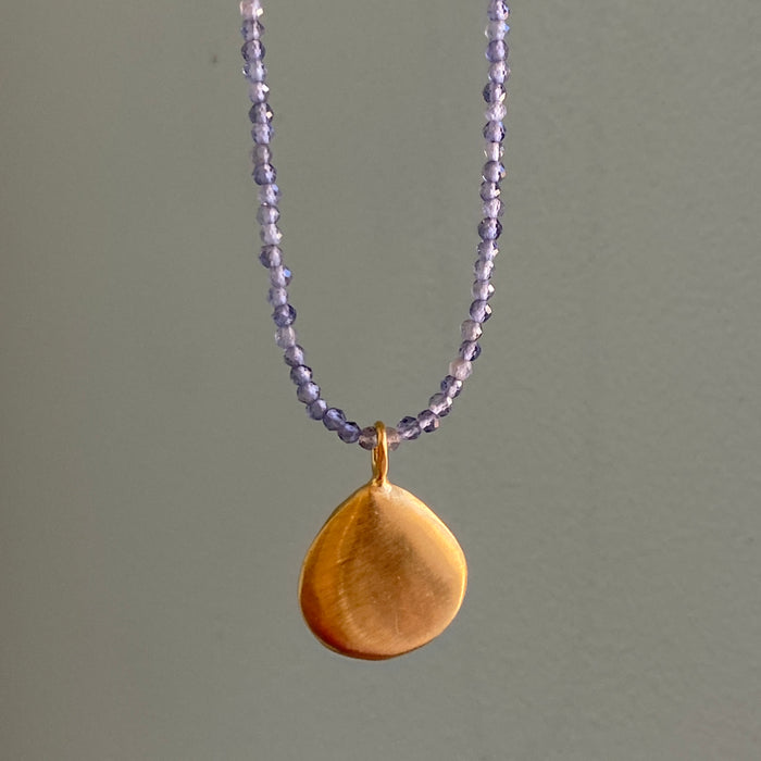 smooth puffy drop on iolite necklace