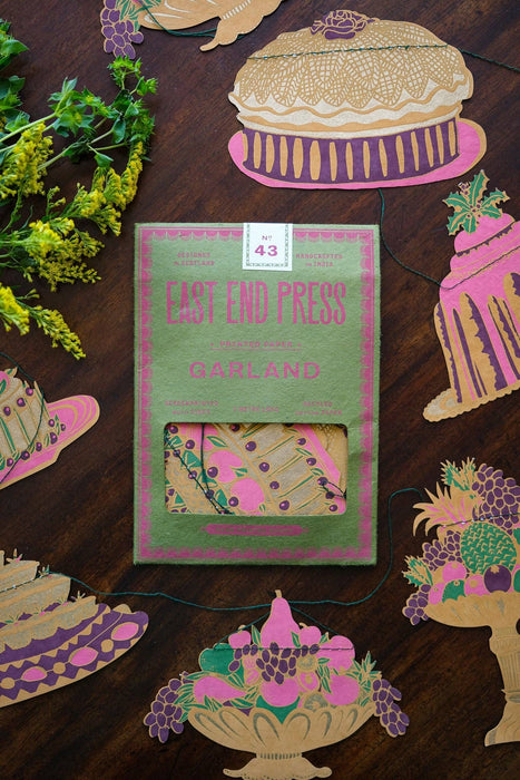 BANQUET SEWN GARLAND
