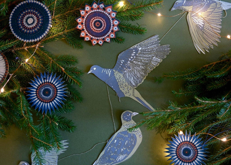 TURTLE DOVES SEWN GARLAND
