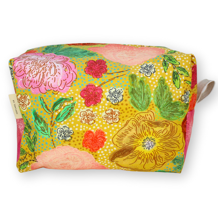 The Large Dopp Kit: Navy Floral / Large