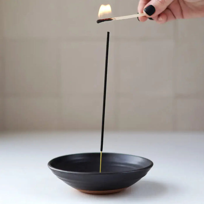 Incense Burner in 4 colors | Modern Handmade Pottery: Black