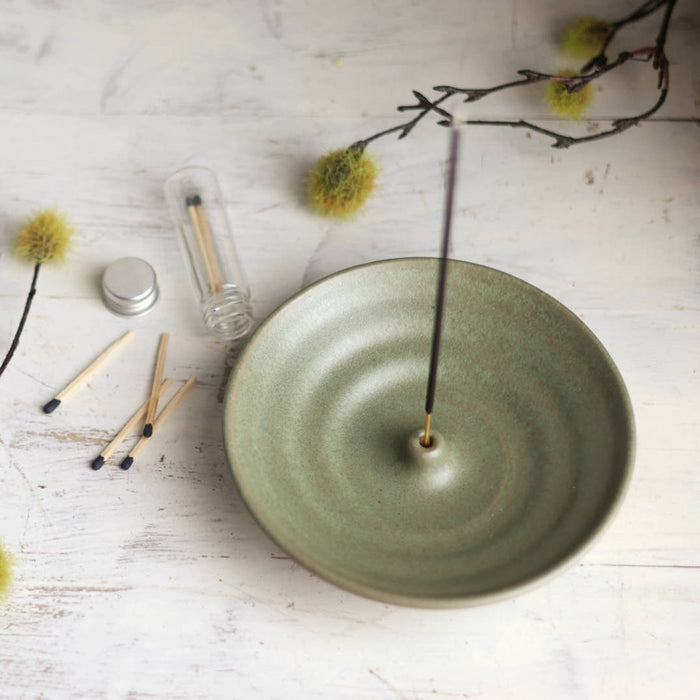 Incense Burner in 4 colors | Modern Handmade Pottery: Black