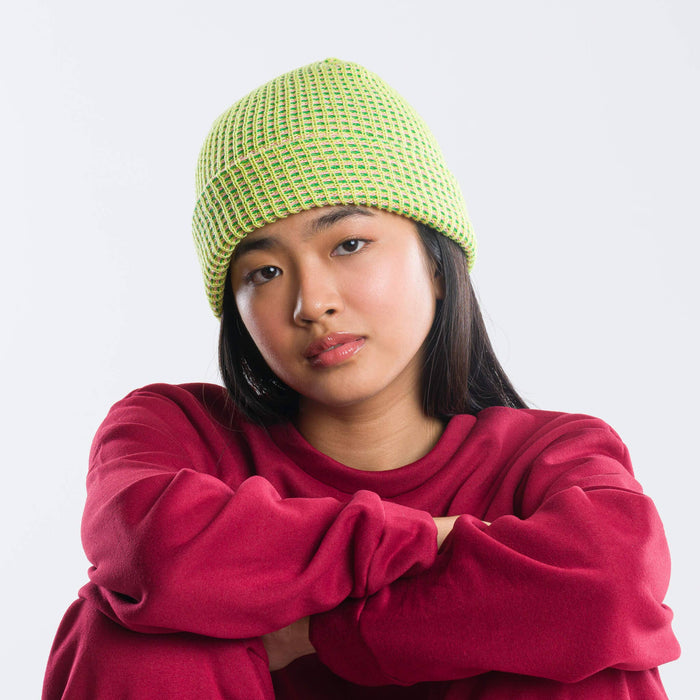 Simple Grid Knit Beanie: Pink