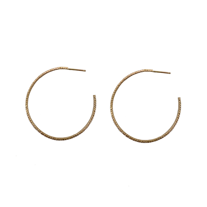 Textured large hoops earrings: Vermeil