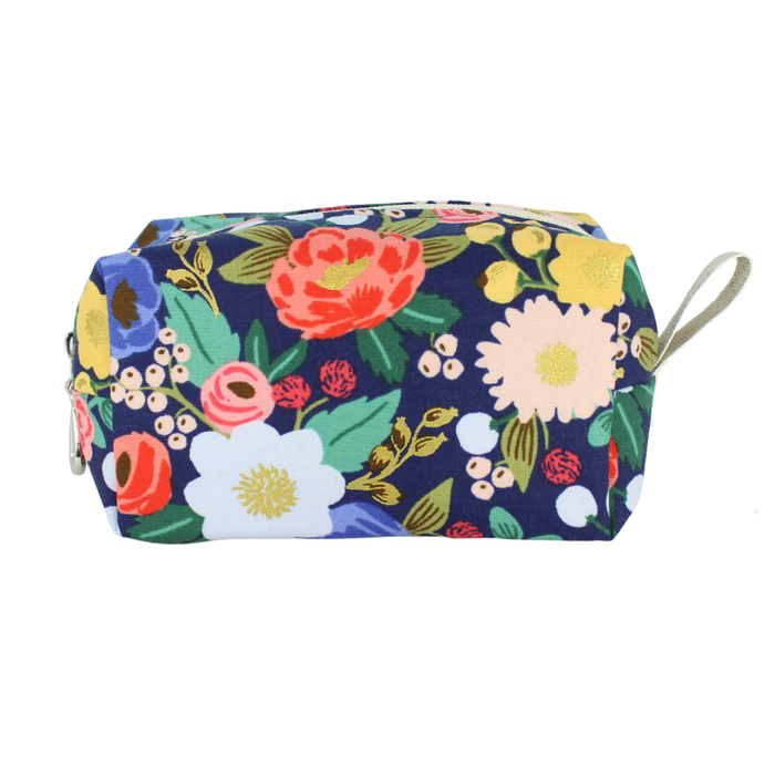 Metallic Dopp Kit Small: 379 | Metallic Pink Wildflower / Small