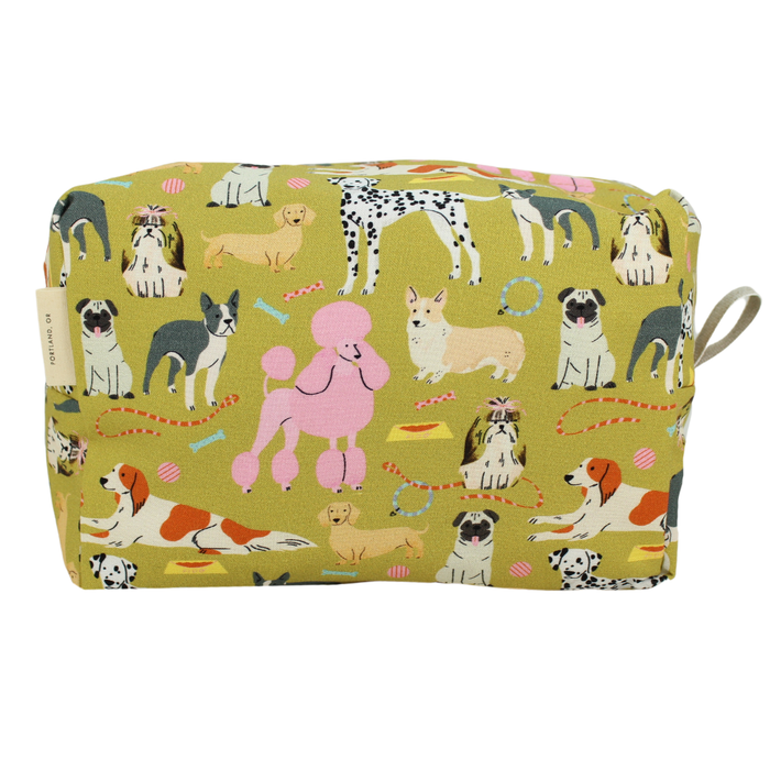 The Large Dopp Kit: Navy Floral / Large