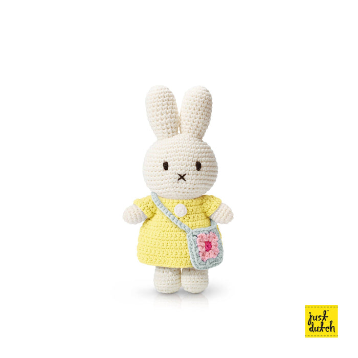 Miffy and her flower bag: Pastel pink dress with blue flower bag