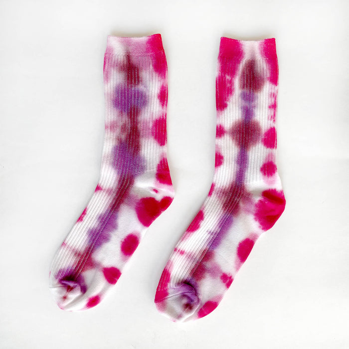Braveheart Tie-dyed Dressy Socks: Medium (W 6-10 / M 6-8)