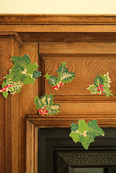 HOLLY AND IVY SEWN GARLAND
