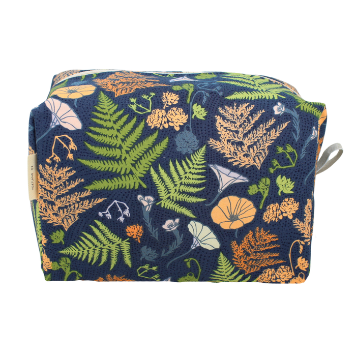 The Medium Dopp Kit: Navy Floral / Medium