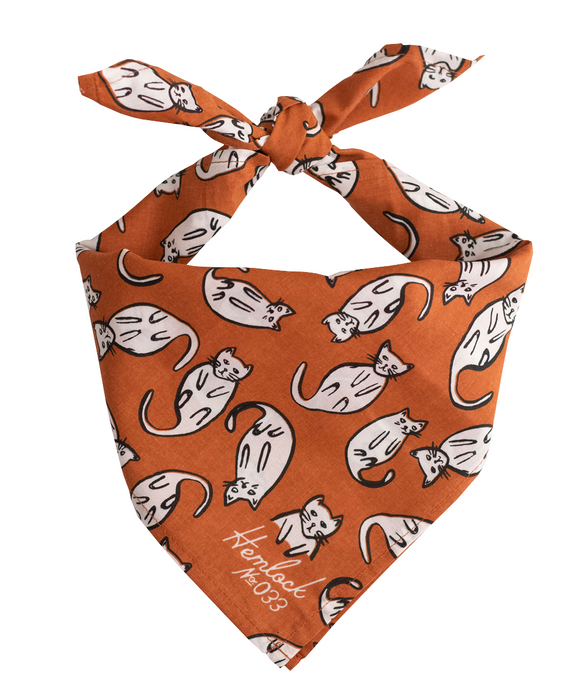 No. 033 Cat Bandana