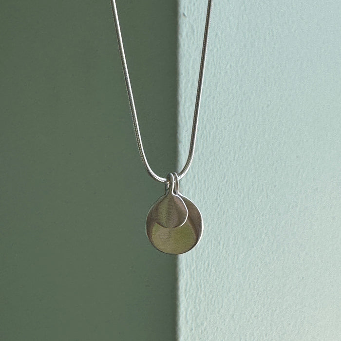 Double discs necklace: Silver