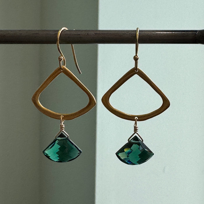 Open fan w. indicolite earrings: Vermeil