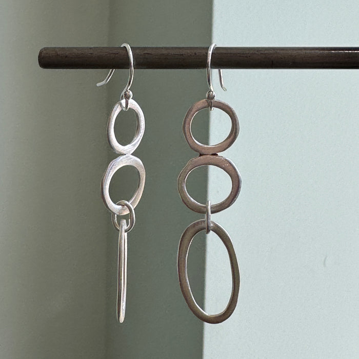 Circles & oval earrings: Silver