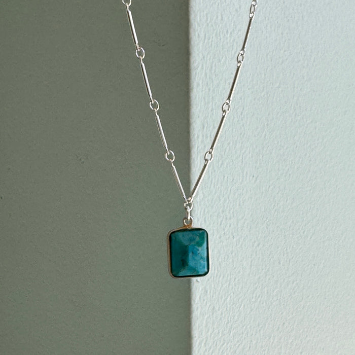 Faceted turquoise rectangle necklace: Silver