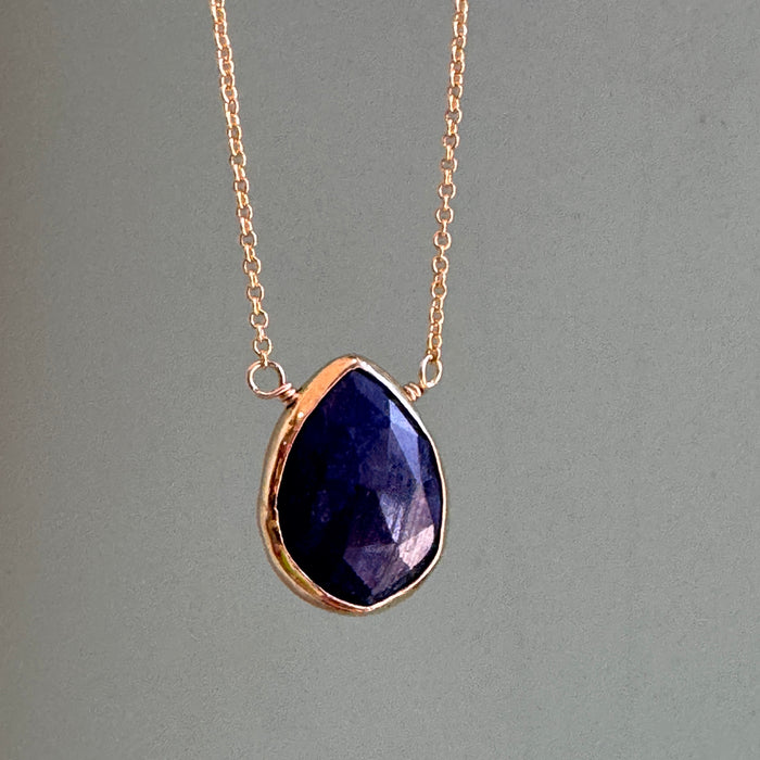 Sapphire drop necklace: Vermeil