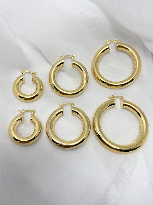 Rio Closed Hoop: Medium