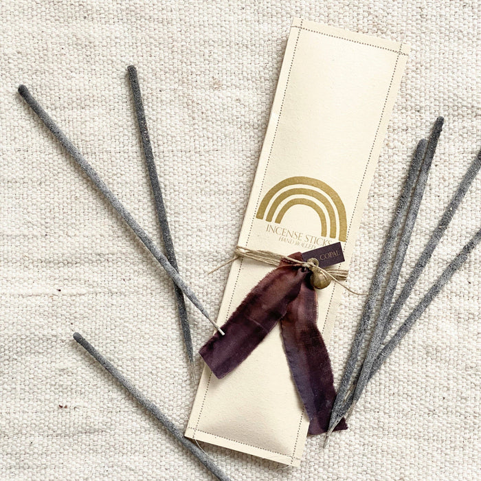 Incense Sticks: Palo santo