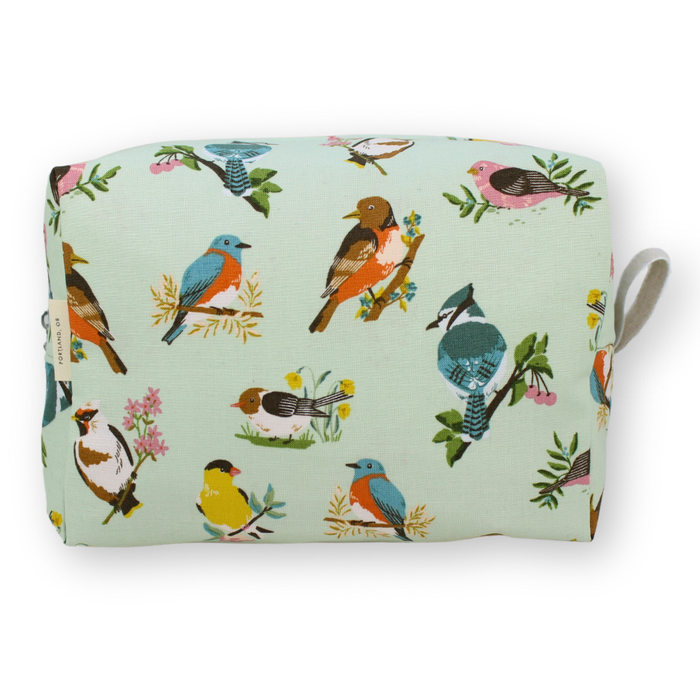 The Large Dopp Kit: Navy Floral / Large