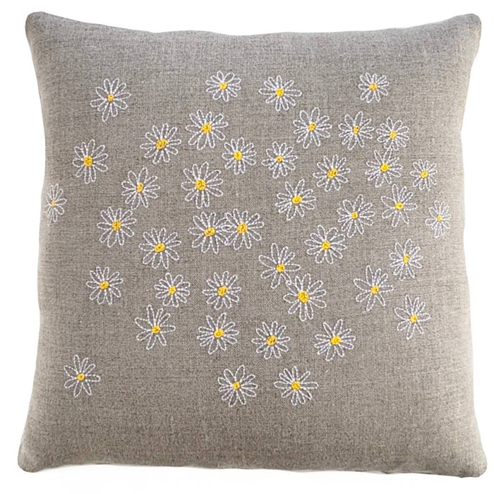 Daisies Pillow: 14”