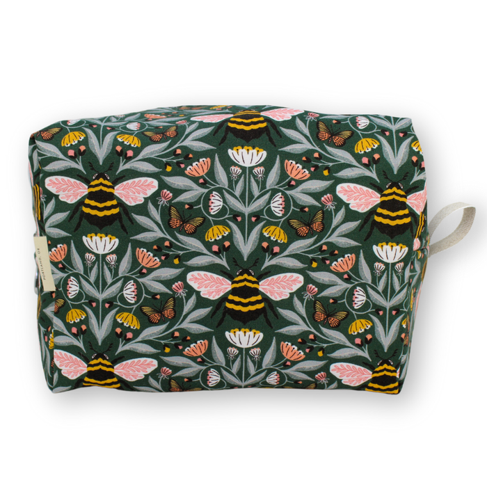 The Large Dopp Kit: Navy Floral / Large