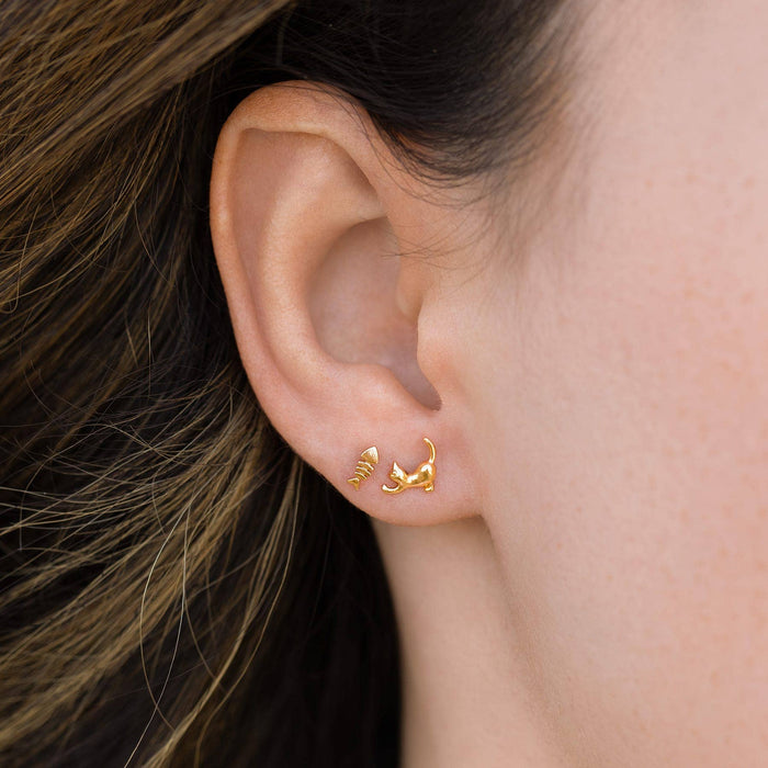 Teeny Tiny Purrfect Catch Studs: Gold