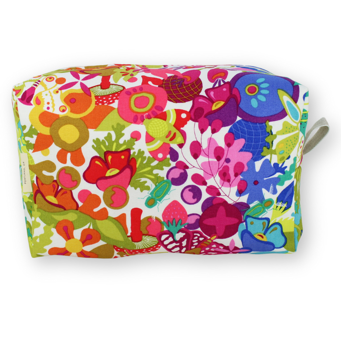The Large Dopp Kit: Navy Floral / Large