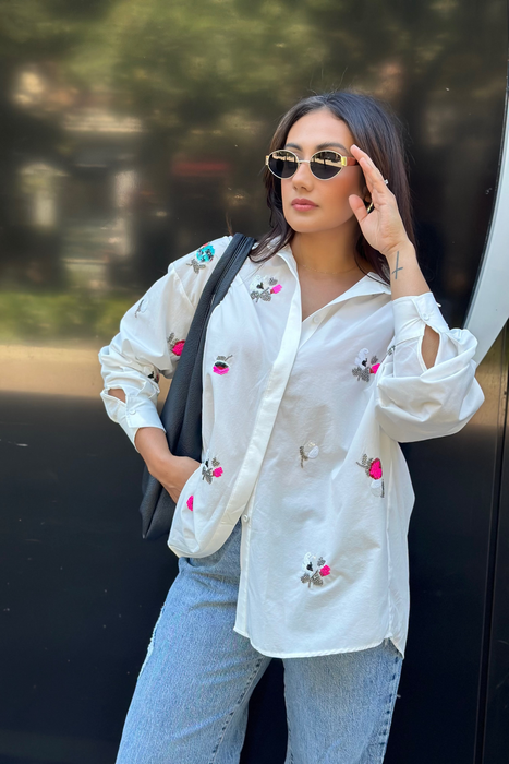 Women’s Oversized Embroidered Button-Down: Ivory Bloom / L