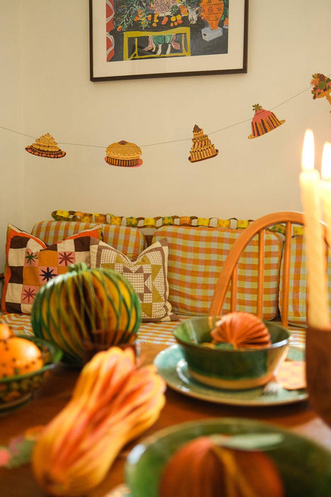 BANQUET SEWN GARLAND