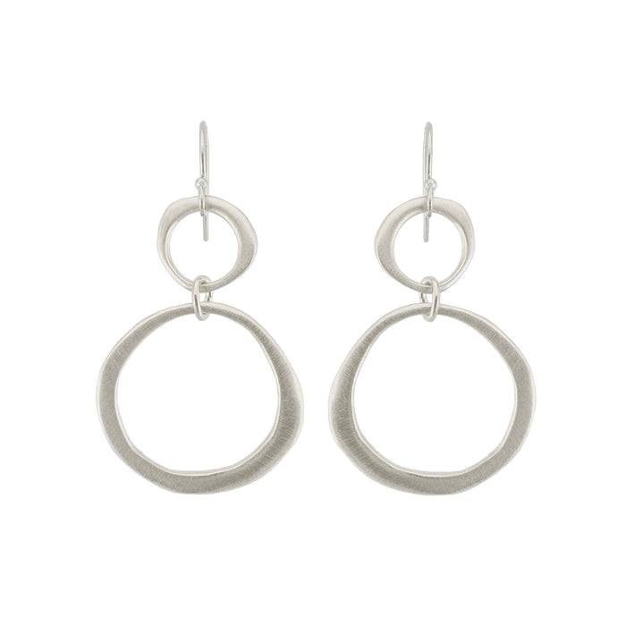 Double circle earrings: Silver