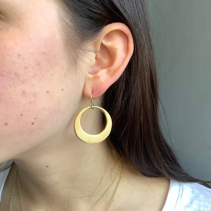 Large circle earrings: Vermeil