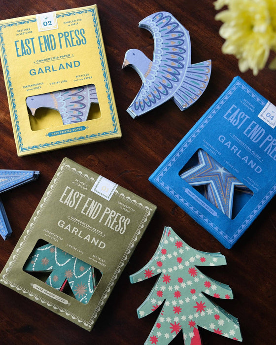 STARS CONCERTINA GARLAND