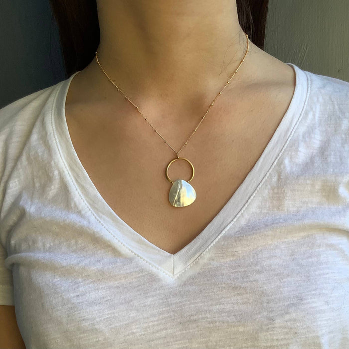 Circle w. white mother of pearl drop necklace: Vermeil
