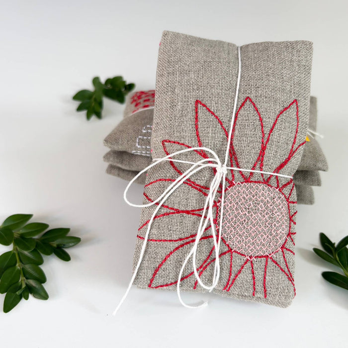 Blooms Sachet Set