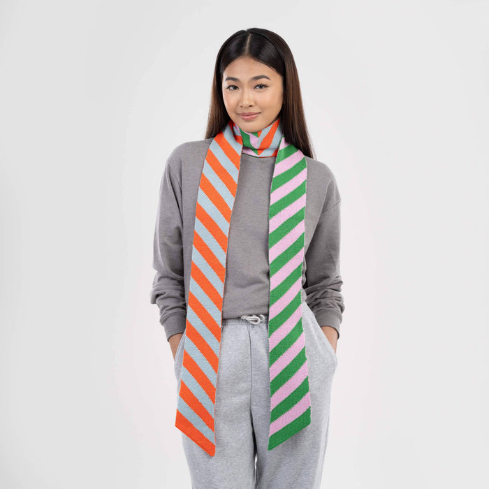 Zipper Stripe Ribbon Scarf: Denim Pink
