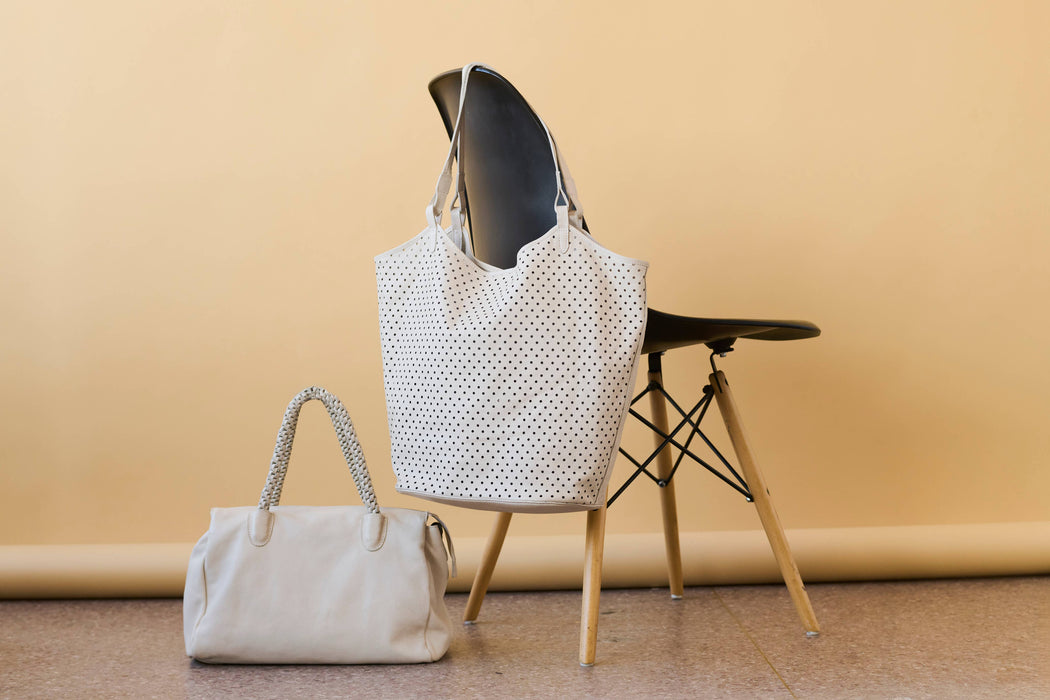 Tour Handcrafted Leather Tote/Shoulder Bags: Green