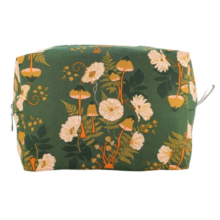 The Large Dopp Kit: Navy Floral / Large