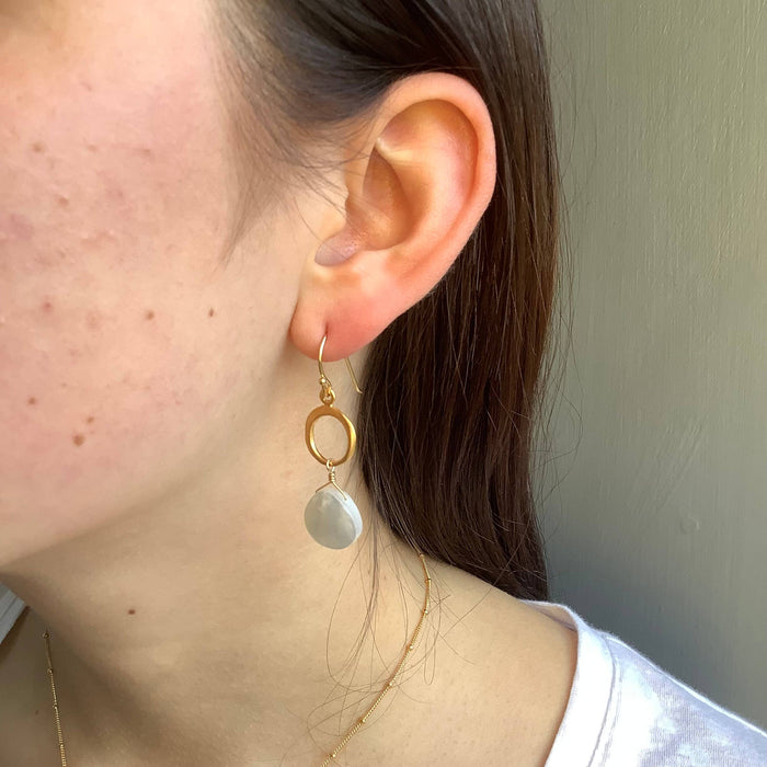 Small circle w. white mother of pearl drops earrings: Vermeil