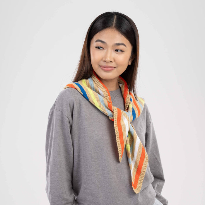 Color Stripe Triangle Scarf: Grey