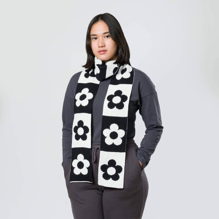 Flower Block Skinny Knit Scarf: Desert