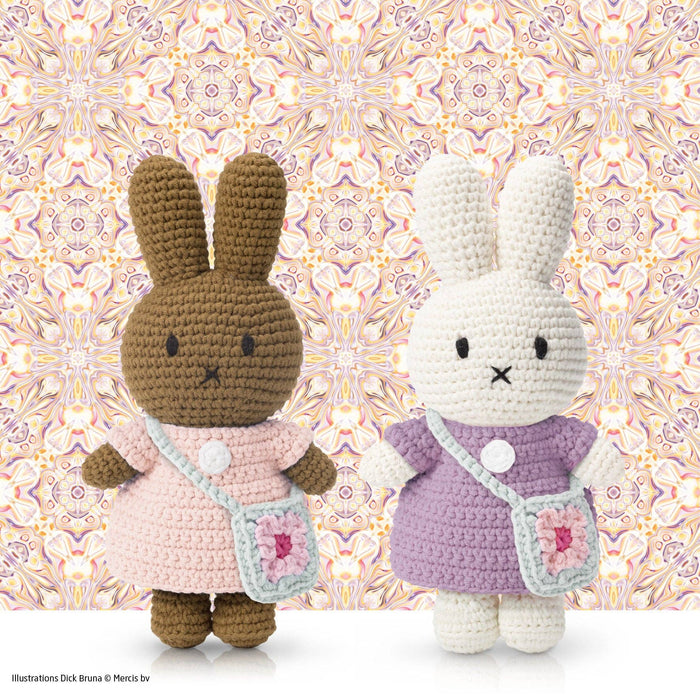 Miffy and her flower bag: Pastel yellow dress with blue flower bag