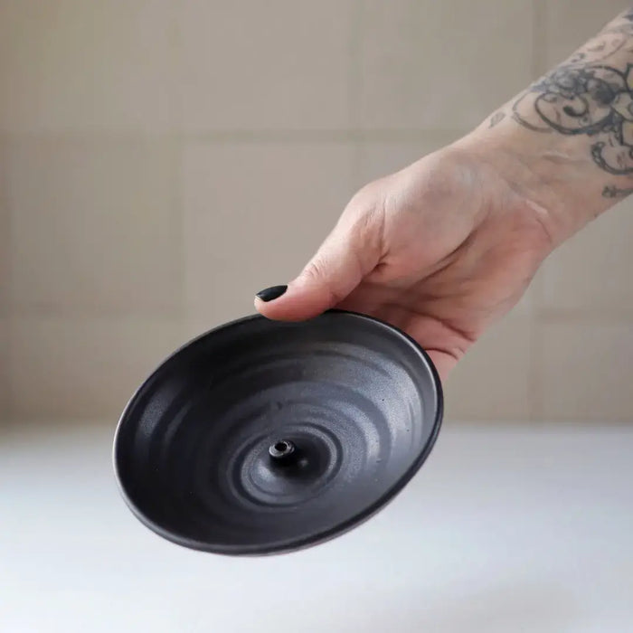 Incense Burner in 4 colors | Modern Handmade Pottery: Black