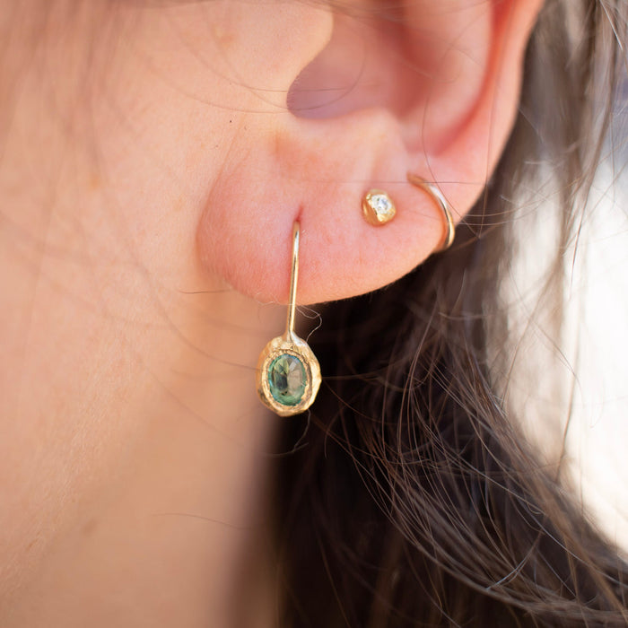 18kt Fixed Hook Emerald Earrings