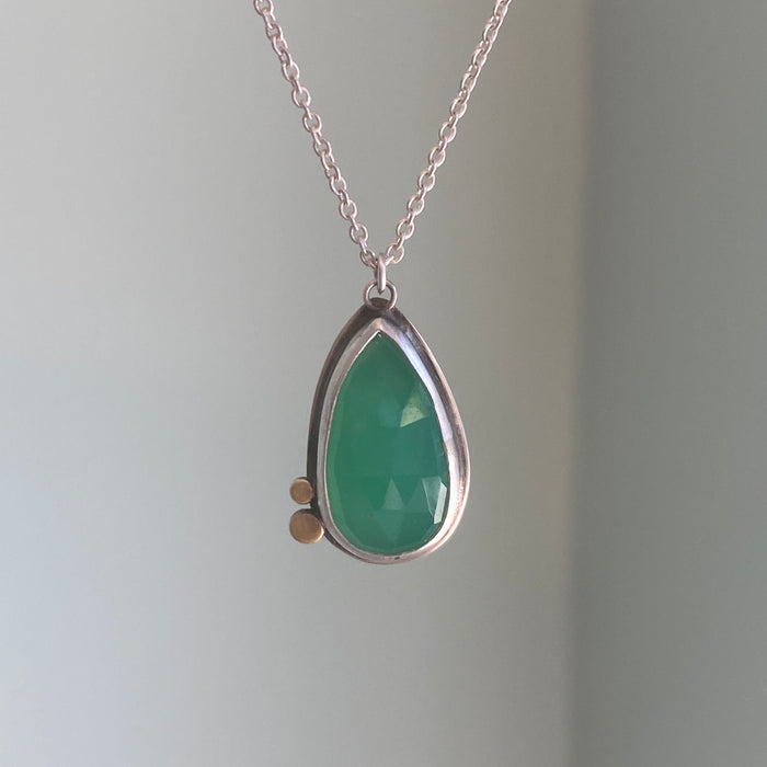 Rosecut Chrysoprase Necklace with Gold Dots